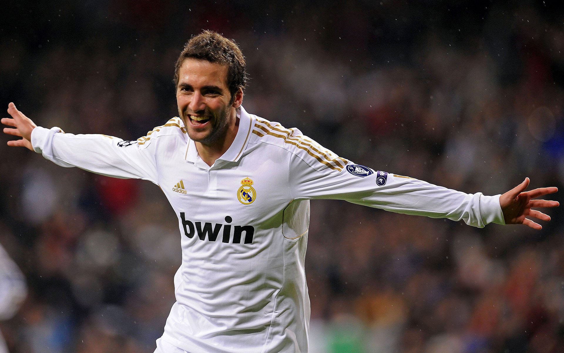 【虚拟现实体验】未来观众可以在家“身临其境”看比赛！，虚拟现实表演