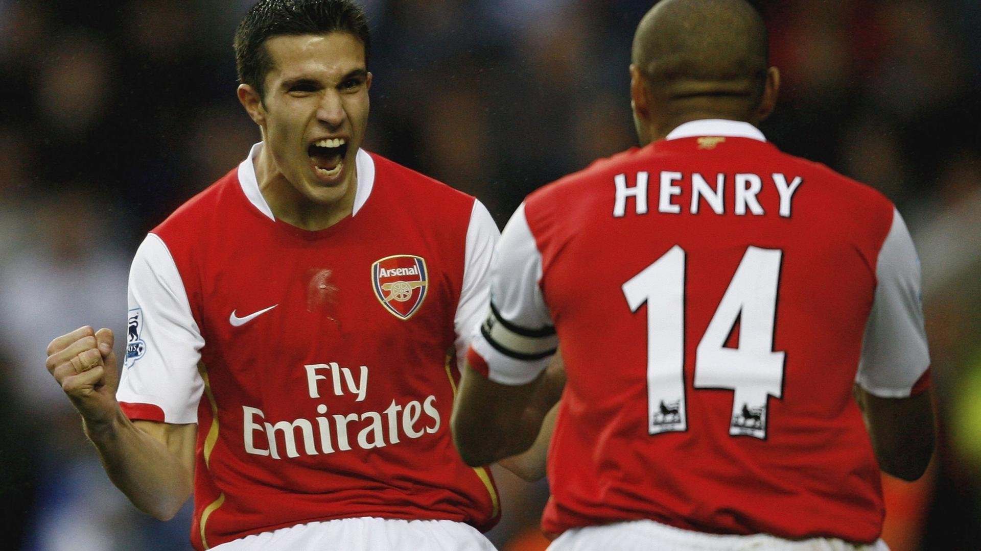 沙尔克队主帅戴维斯力求提升球队排名，沙尔克球队身价